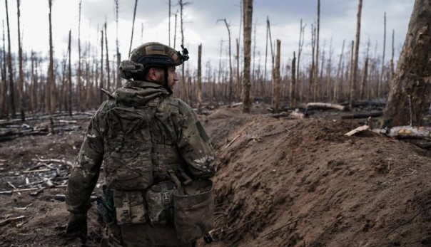 Окупанти не змогли оточити Покровськ і змінюють тактику: що задумав ворог