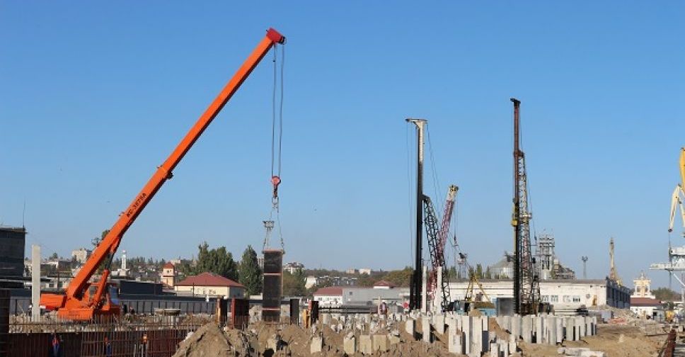 В мариупольской Хлебной гавани строят зерновой комплекс (ФОТО)