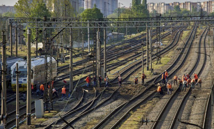 Росія відкрила залізницю в Маріуполі: що це змінить у війні