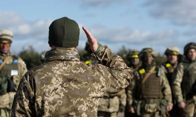 Звільнення з армії у 2025 році: як мобілізованим та контрактникам вийти зі складу ЗСУ