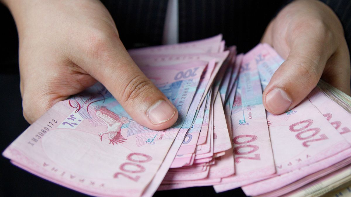 Грошова допомога для ВПО з Маріуполя – кому виплатять по 5 тис. грн