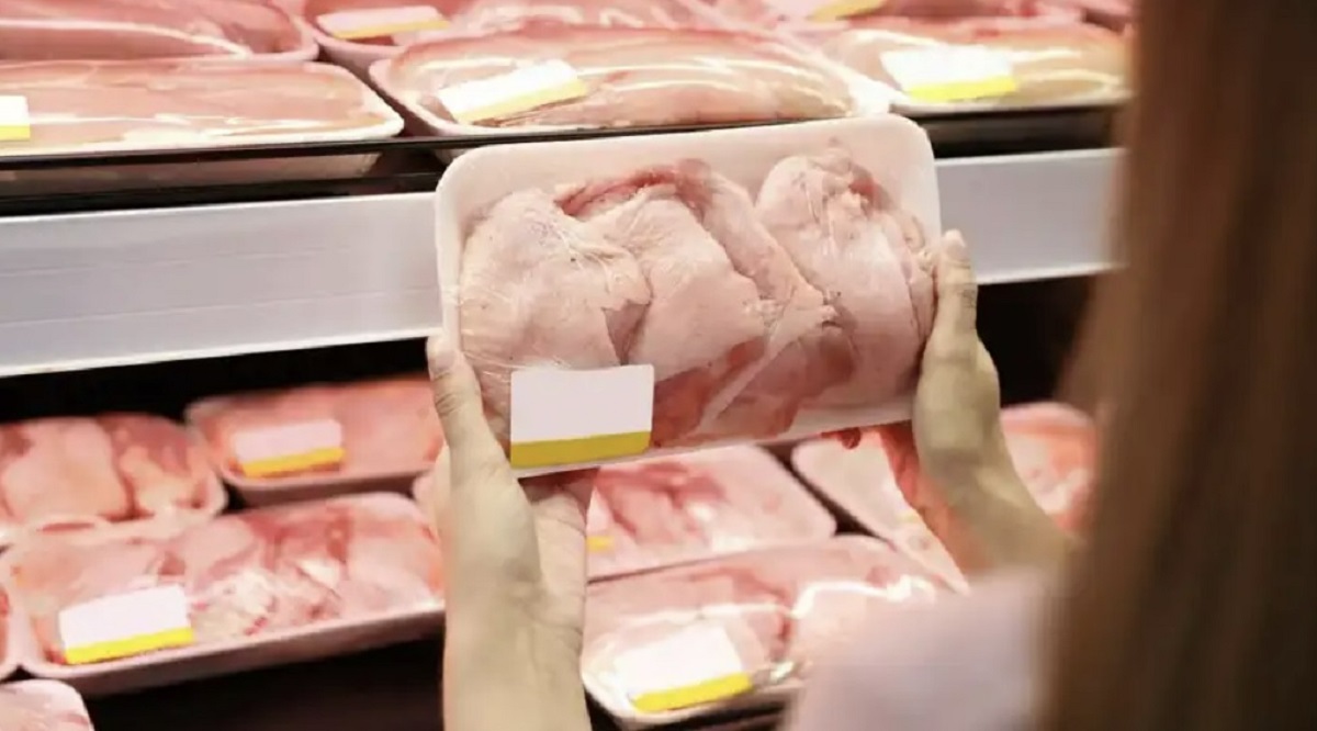 Золота курятина та інші продукти: маріупольці в окупації незадоволені цінами на їжу