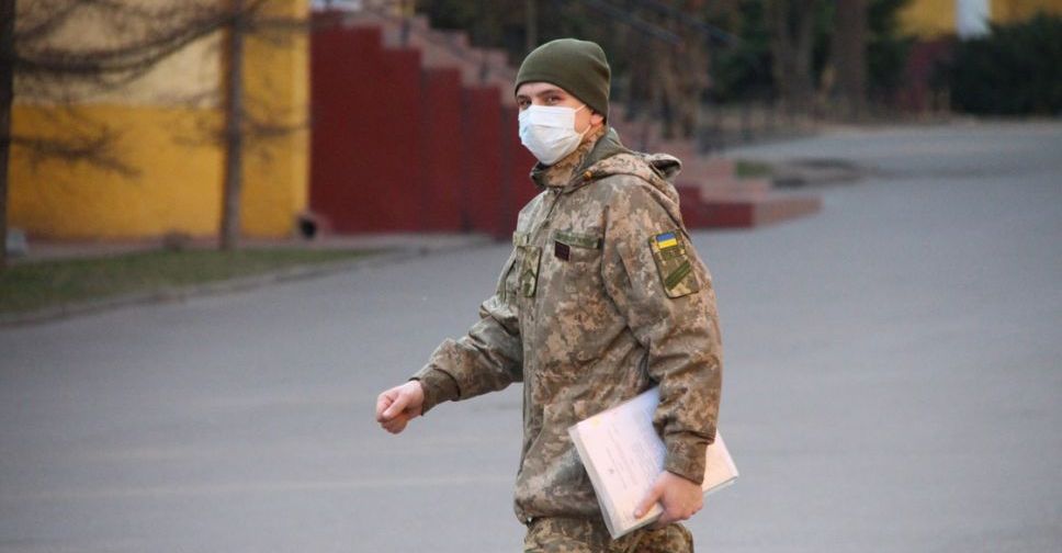 Военные начнут патрулировать улицы Мариуполя из-за коронавируса