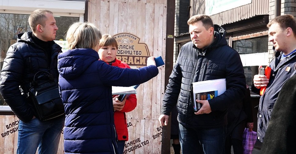 В Мариуполе директор Кировского рынка вызвал полицию по факту стихийной торговли (ФОТО)