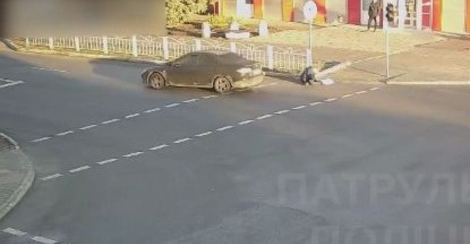 В Мариуполе водитель наехал на пешехода и скрылся