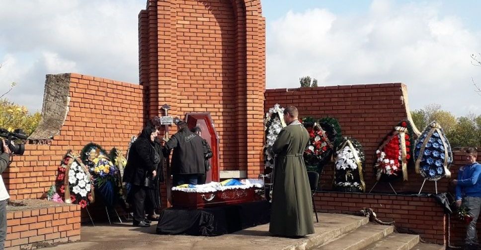 Он выбрал дорогу воина: в Мариуполе простились с погибшим бойцом (ФОТО)