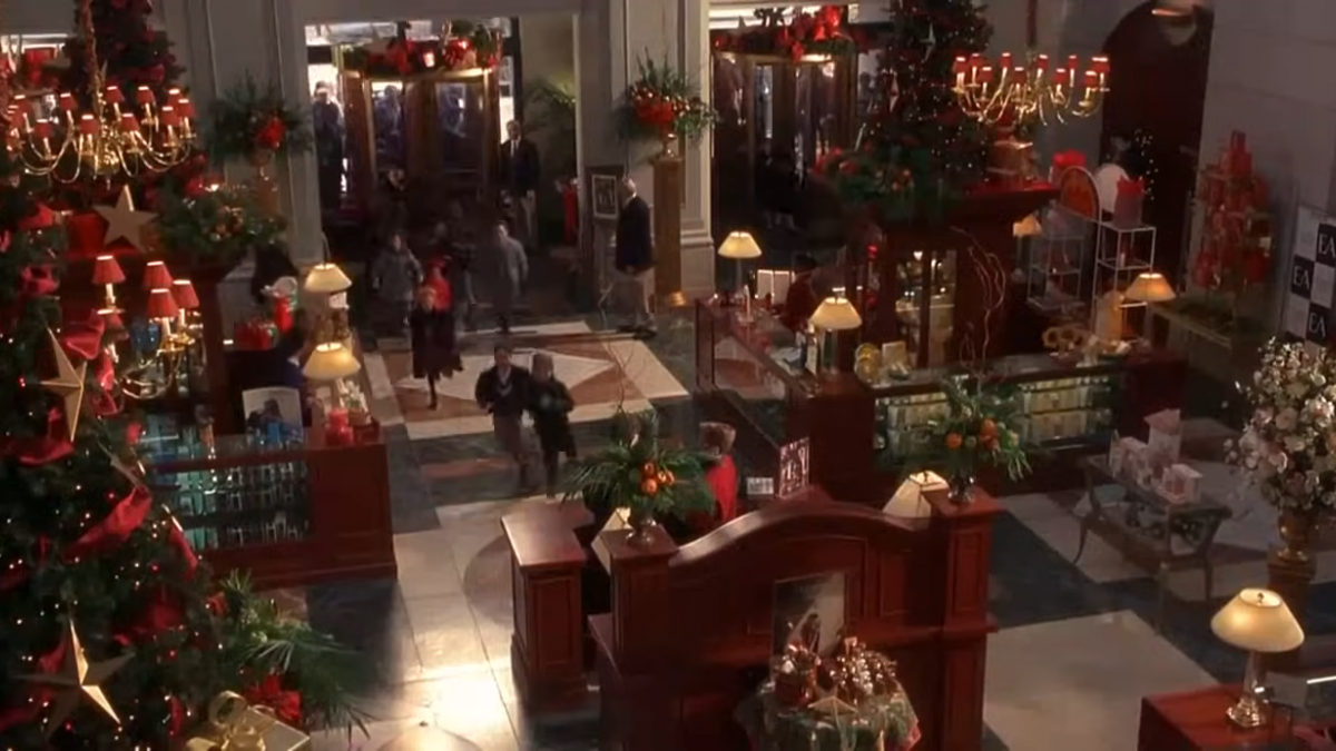 Топ-15 новорічних фільмів, які створять атмосферу свята у вашому домі