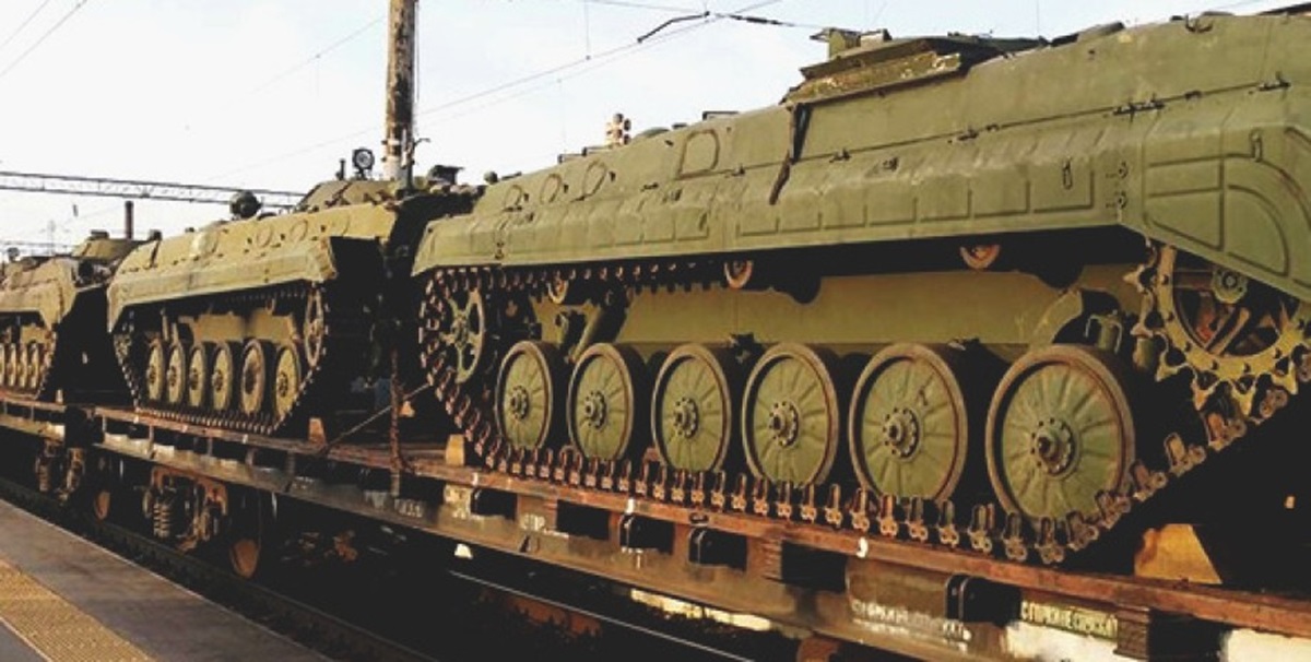 Залізниця з Маріуполя у рази пришвидшить  логістику окупантів - до запуску лишилися тижні