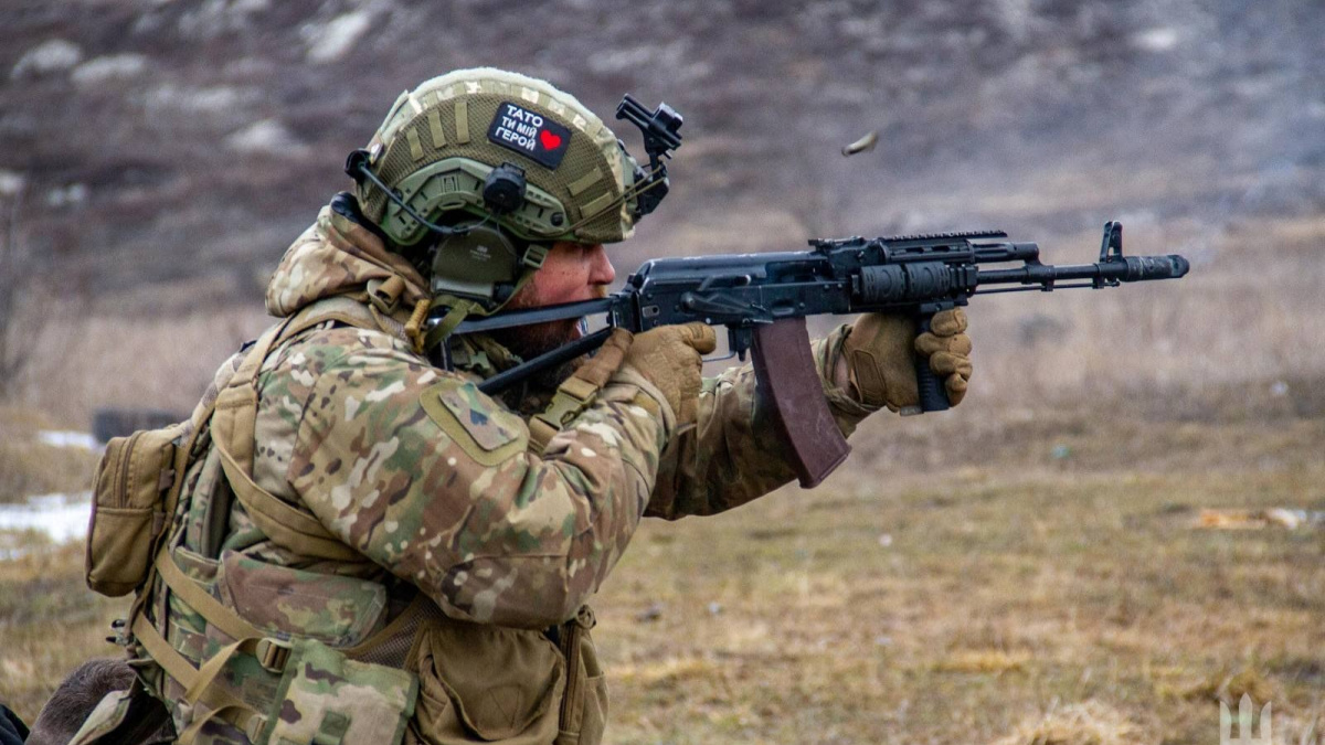Ворог посилив наступ в районі Авдіївки – за добу ЗСУ відбили 44 атаки