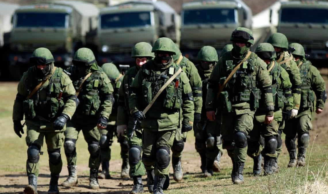 Росіяни намагаються повернути позиції на Бахмутському напрямку та оточити Авдіївку