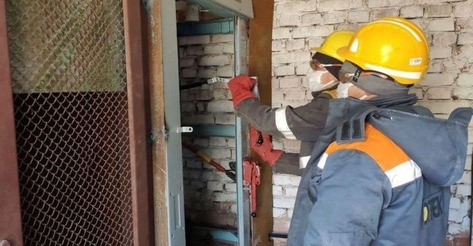 В Мариуполе «ДТЭК» проверил надежность электросетей медучреждений