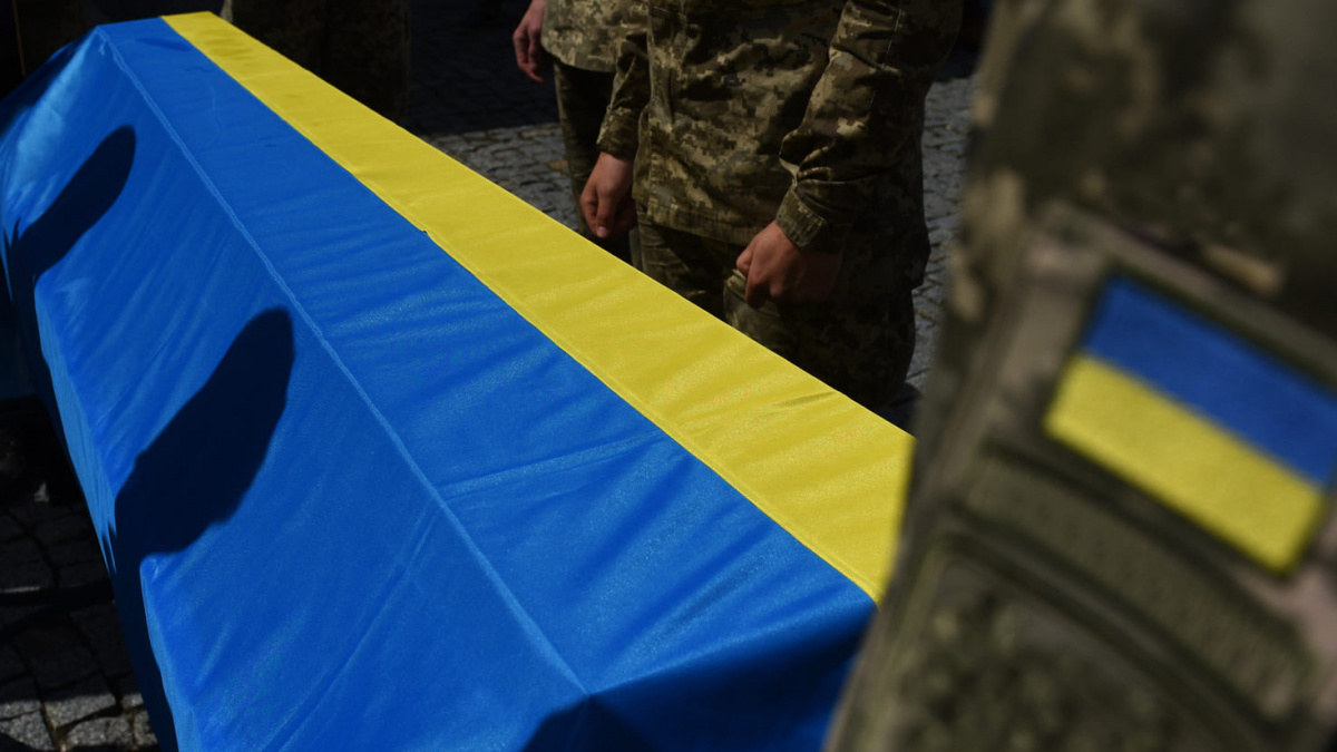 В Україну повернули тіла 50 полеглих захисників