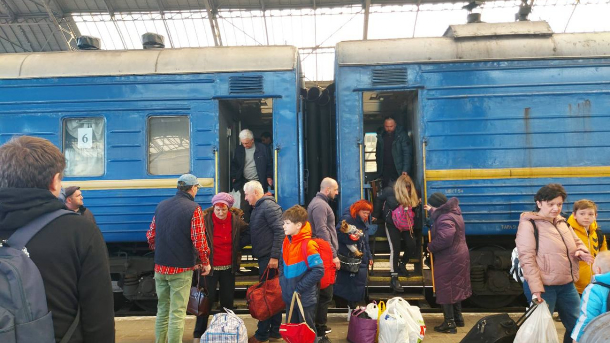 Евакуація з Донеччини - як та куди можна виїхати у жовтні