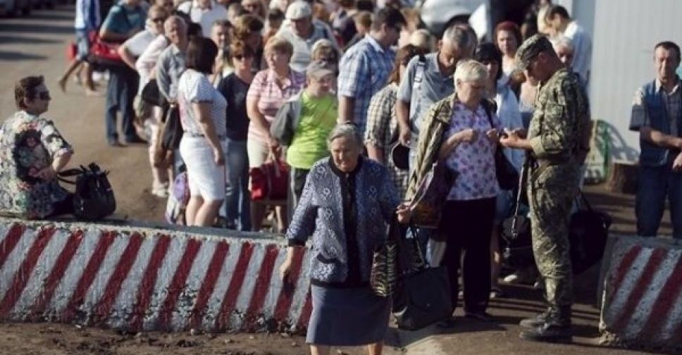 Очереди на КПВВ Донетчины спровоцировали две чрезвычайные ситуации