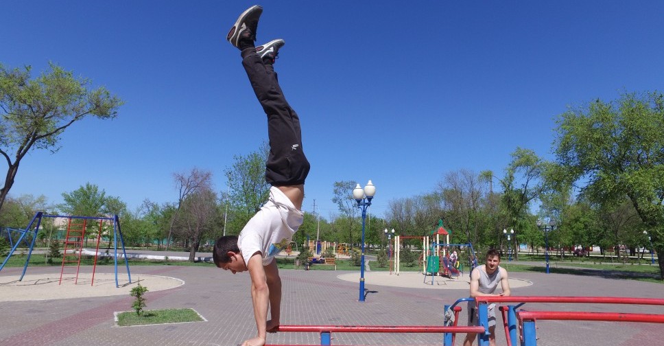 В Мариуполе продемонстрировали искусство уличные спортсмены (ФОТОРЕПОРТАЖ)