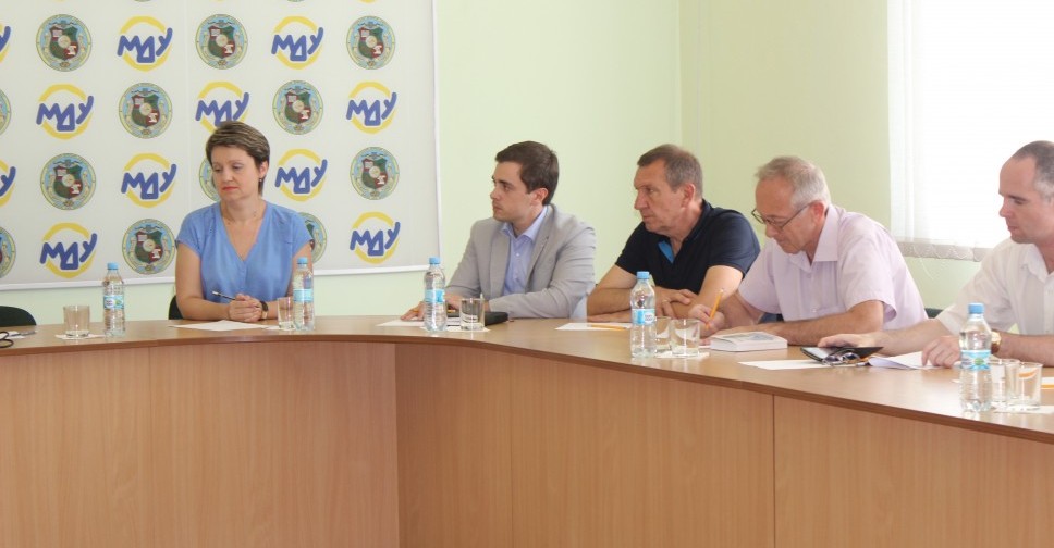 В мариупольском университете шанс поступить на бюджет увеличился втрое