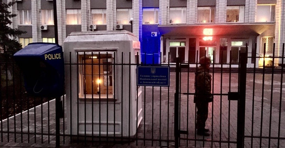 В здании главка полиции Донетчины зажгли десяток свечей