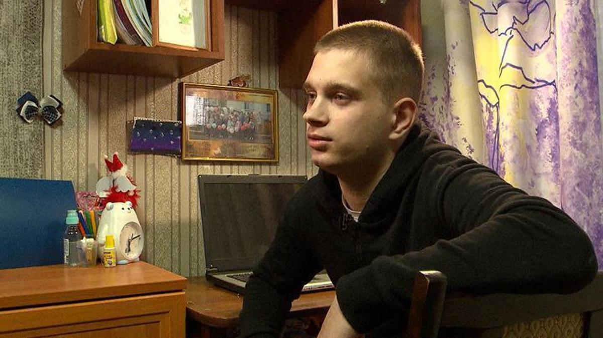«Поверніть мене додому»: підліток з Маріуполя, депортований в РФ, звернувся до президента 