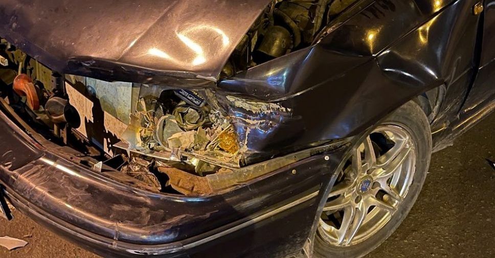 Аварии в темноте: в Мариуполе разбились четыре машины, травмирована женщина-водитель