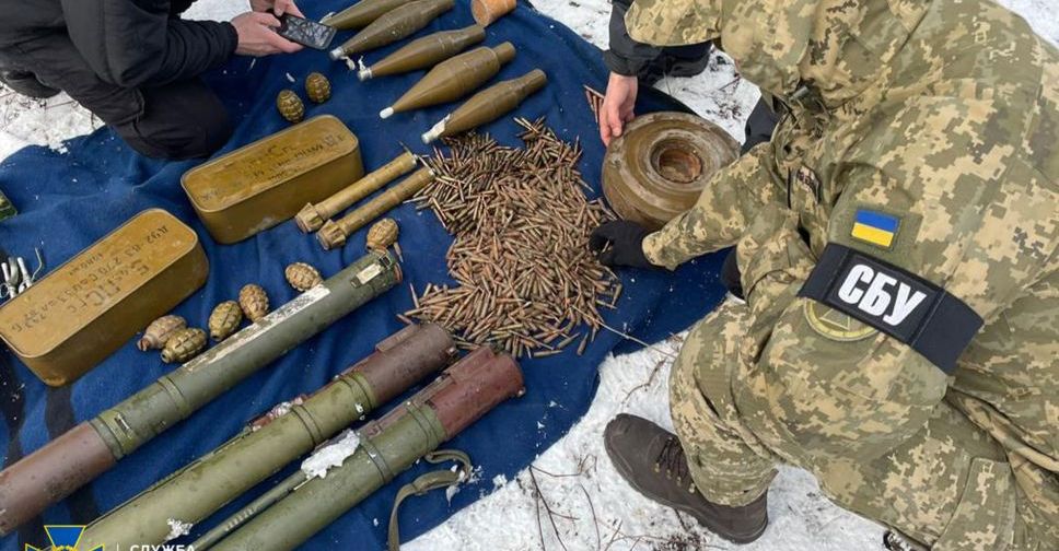 Вблизи Мариуполя готовились диверсии: возле ж/д путей нашли взрывчатку и мины