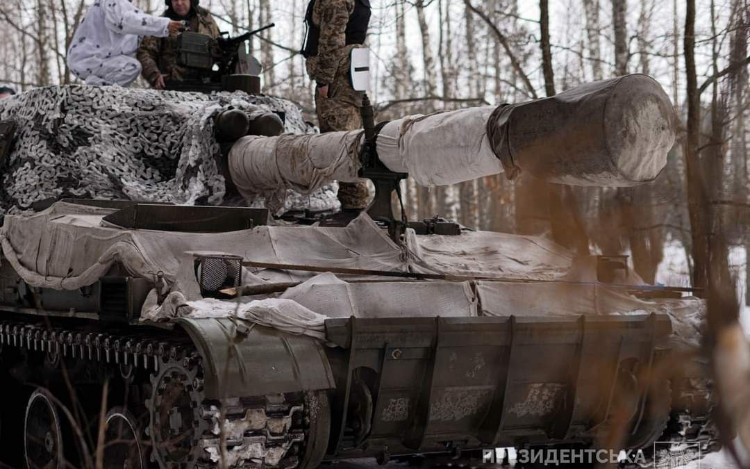 Росіяни активно штурмують позиції Сил оборони в районі Авдіївки та Мар’їнки – карта