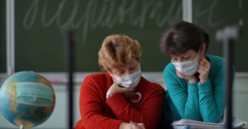 Болеют учителя и дети: в Донецкой области пять школ – на самоизоляции