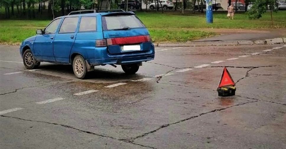 Женщина-пешеход попала под колеса автомобиля в центре Мариуполя