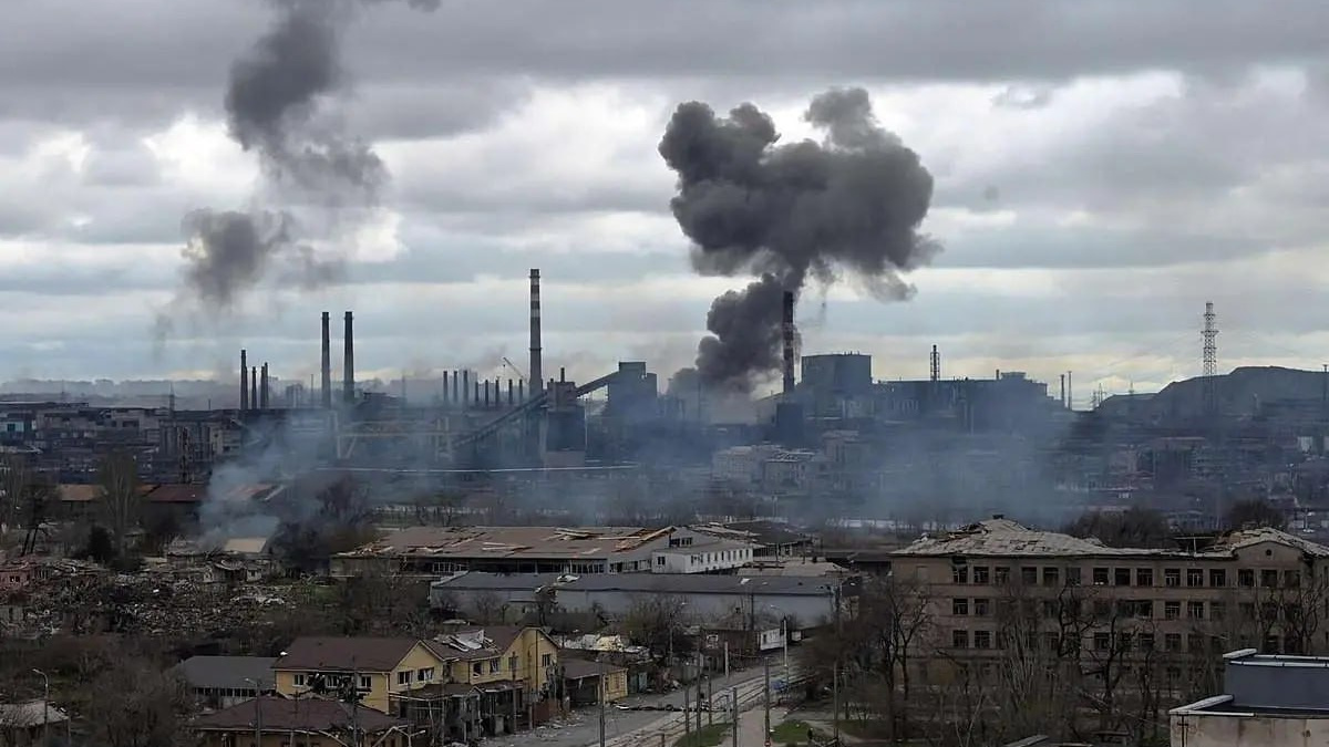 Танці на руїнах: росіяни цинічно планують парк на місці Азовсталі замість відновлення заводу