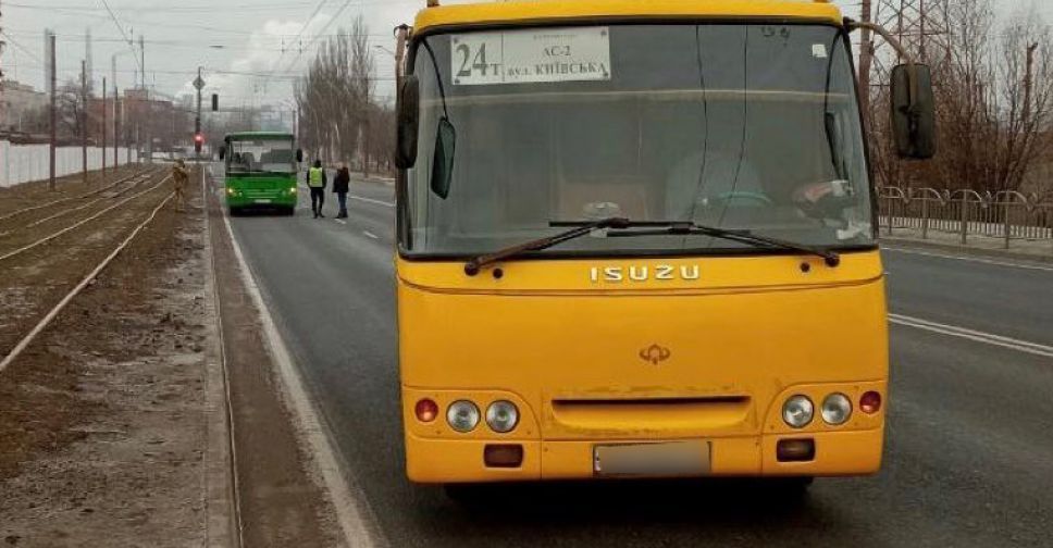 Два «Богдана» не поделили дорогу в Мариуполе