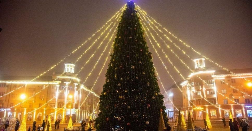 Рождество в Мариуполе: какие сюрпризы приготовили для жителей в центре города? (ПРОГРАММА)