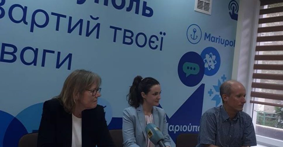 Мариуполь выступил за снятие «транспортной блокады» и трудоустройство переселенцев (ФОТО)