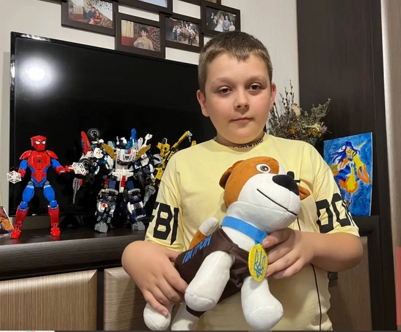 «Я звернувся до Президента України, щоб він скоріше звільнив мого тата» - історія десятирічного маріупольця