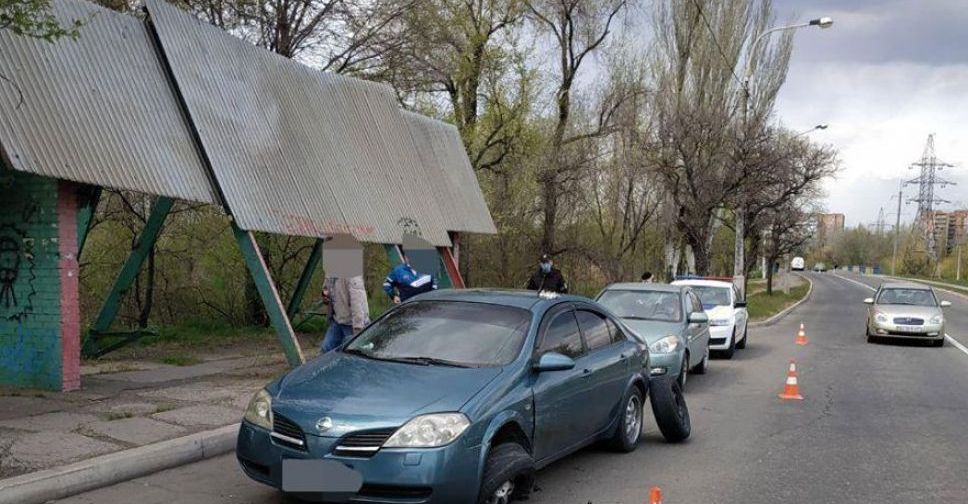 В Мариуполе около моста случилось тройное ДТП (ФОТО)