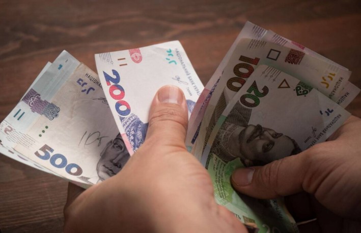 Пенсіонери в окупації більше не зможуть отримувати українську та російську пенсії одночасно: деталі змін