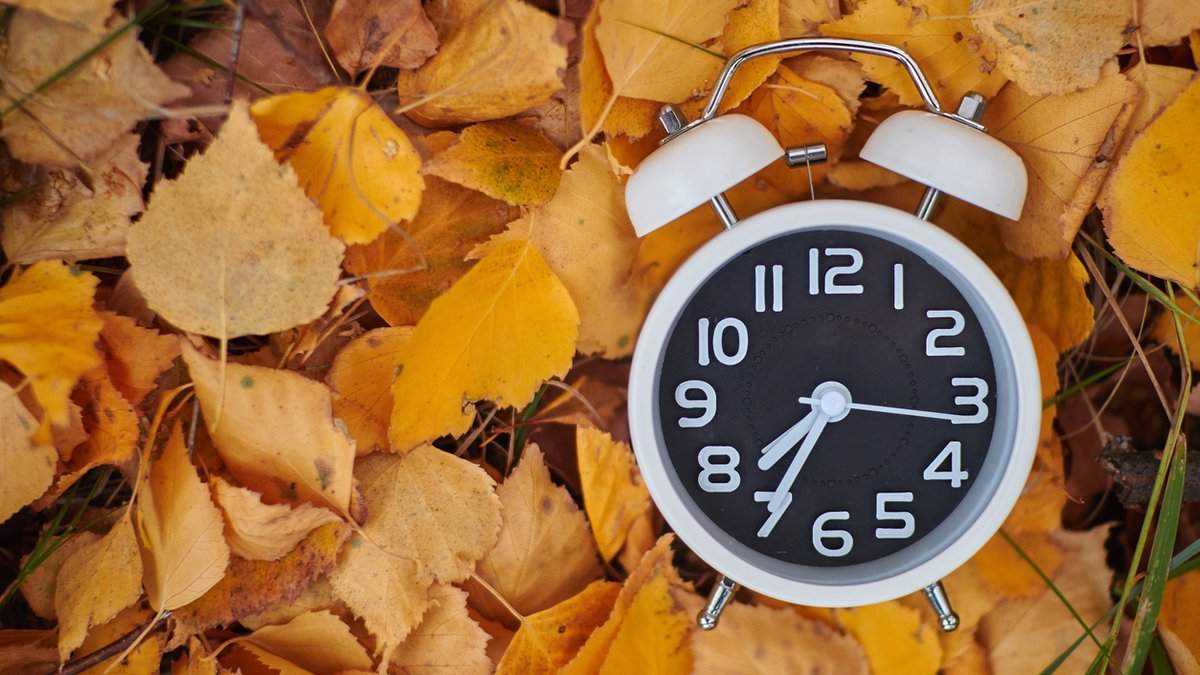 Перехід на зимовий час - коли треба переводити годинники
