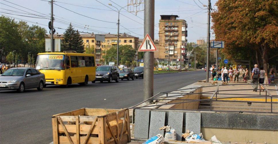 В Мариуполе после ремонта открыли движение по проспекту Мира (ФОТО)