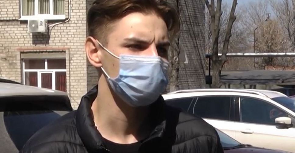 Двадцатилетнего переселенца из Донецка выселяют из общежития в Мариуполе