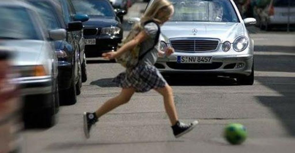 Не оставляйте детей без присмотра: полиция Мариуполя просит жителей соблюдать правила безопасности