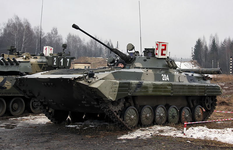 ЗСУ розстріляли з Bradley російську БМП під Авдіївкою