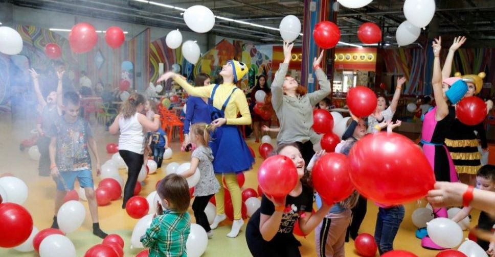 На ММКИ продолжают праздновать день рождения (ФОТО)