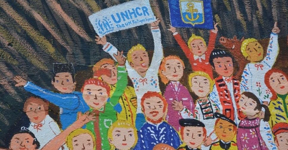 На стене школы в Мариуполе появился мурал японского художника высотой в 9 метров (ФОТО)