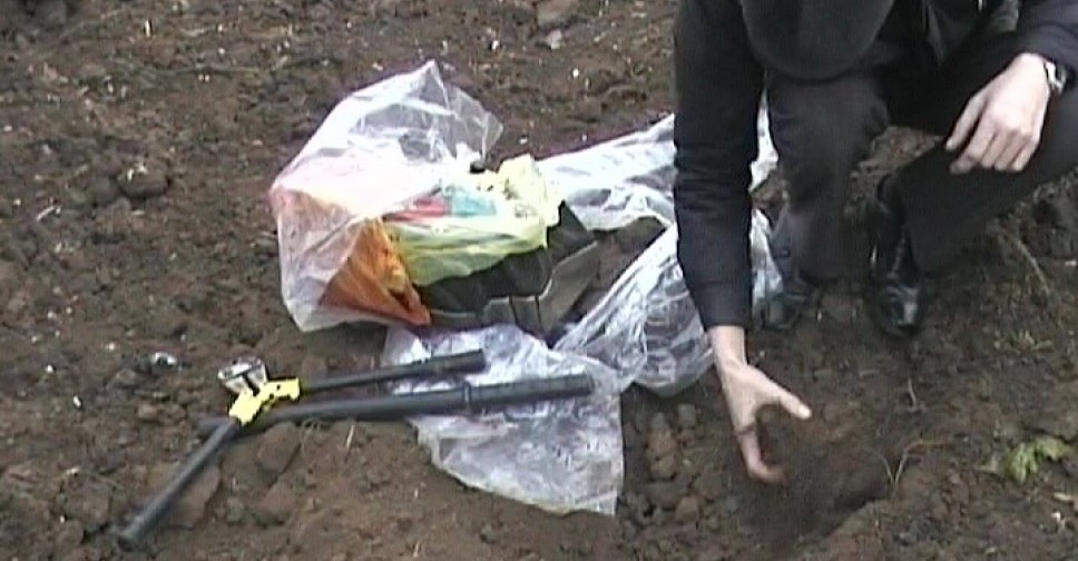 Житель Донецкой области проведет три года за решеткой из-за закопанного в огороде арсенала