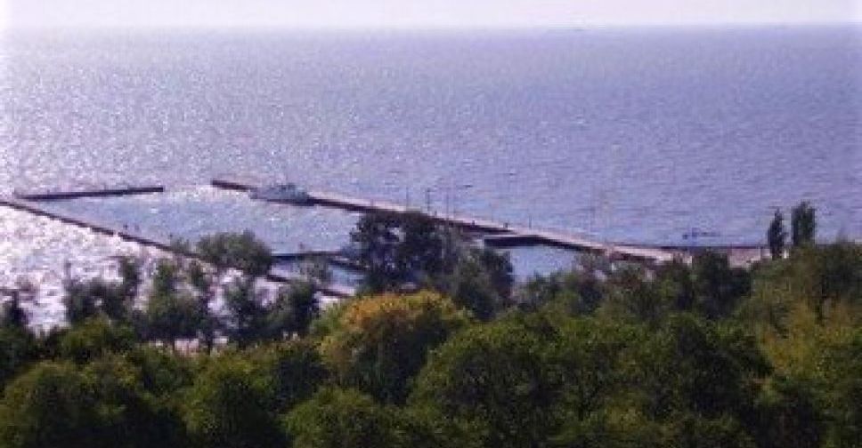 В Мариуполе реконструируют западную часть пирса. Как он выглядит сейчас