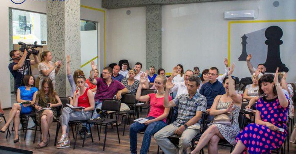 В Мариуполе начала работу «Зеленая Рада»: кто вошел в состав? (ФОТО)