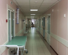 Новые правила: кого из украинцев с COVID-19 будут обязательно госпитализировать?