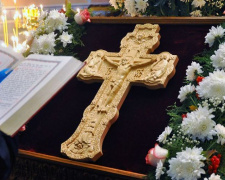Мариупольские православные празднуют Воздвижение Креста Господня (ОНЛАЙН) 