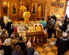 В церквах Мариуполя ограничат присутствие прихожан на Пасху. Богослужения будут транслировать онлайн