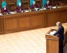 Вадим Новинский: Конституционный суд должен защитить права русскоязычных украинцев