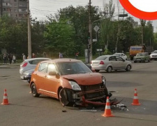 ДТП на мариупольском перекрестке: пострадали водитель и пассажир