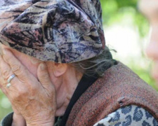 Переселенцы, незаконно лишенные пенсий в Мариуполе, ищут защиты в прокуратуре (ВИДЕО)